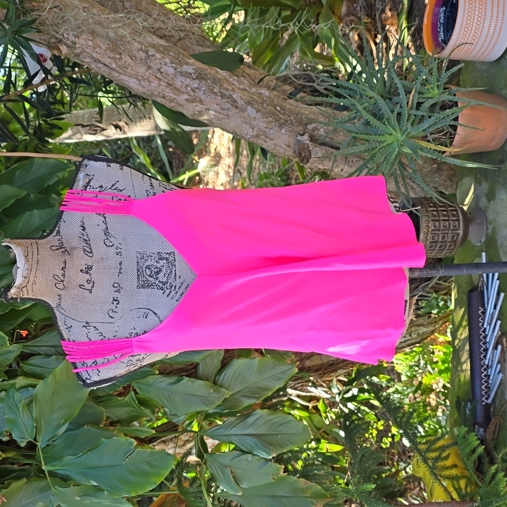 Amanda Uprichard S neon pink  silk camisole. EUC